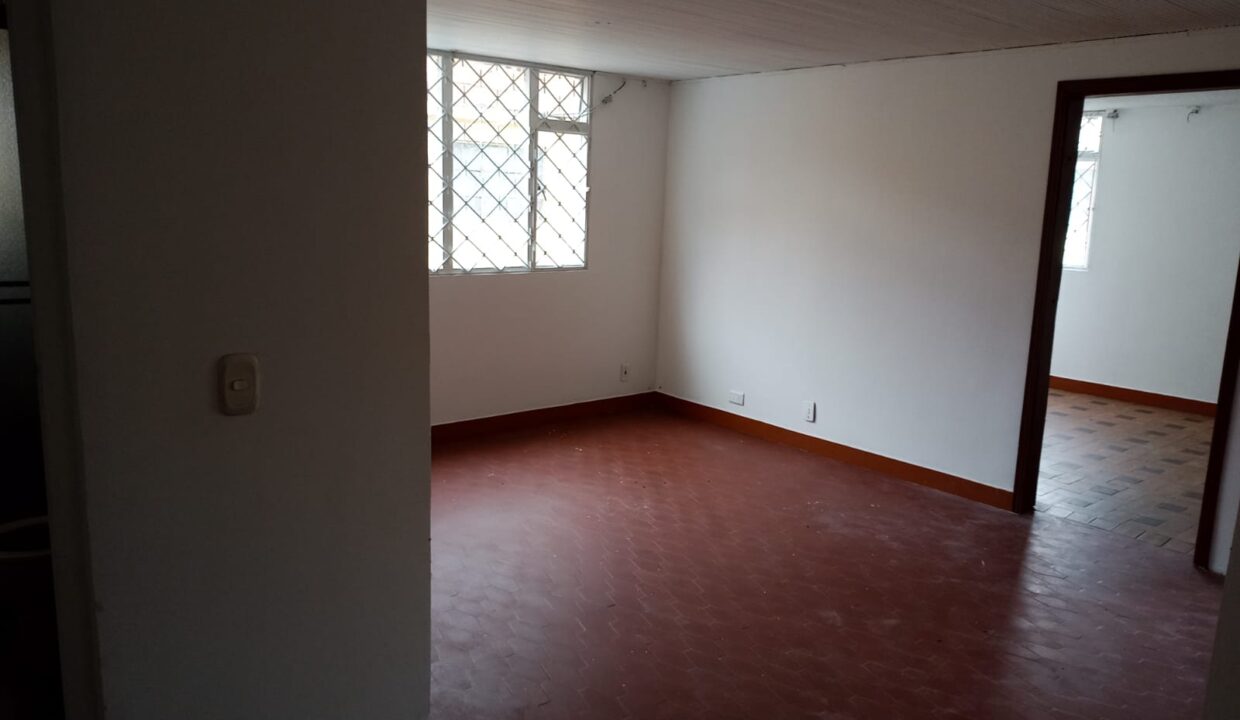 cde30629-9cfa-4658-bdfc-be8ad6bd52d8