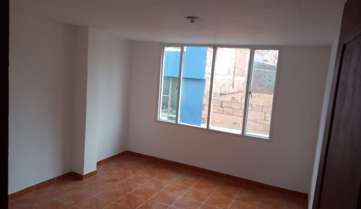 e67e2f99-7980-4687-9816-c720399aba64