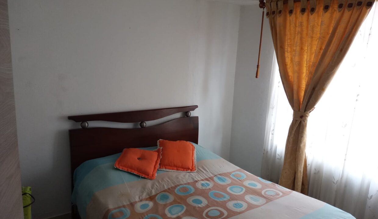 79b33b91-8185-4a1c-8bf4-49ba4a173f68