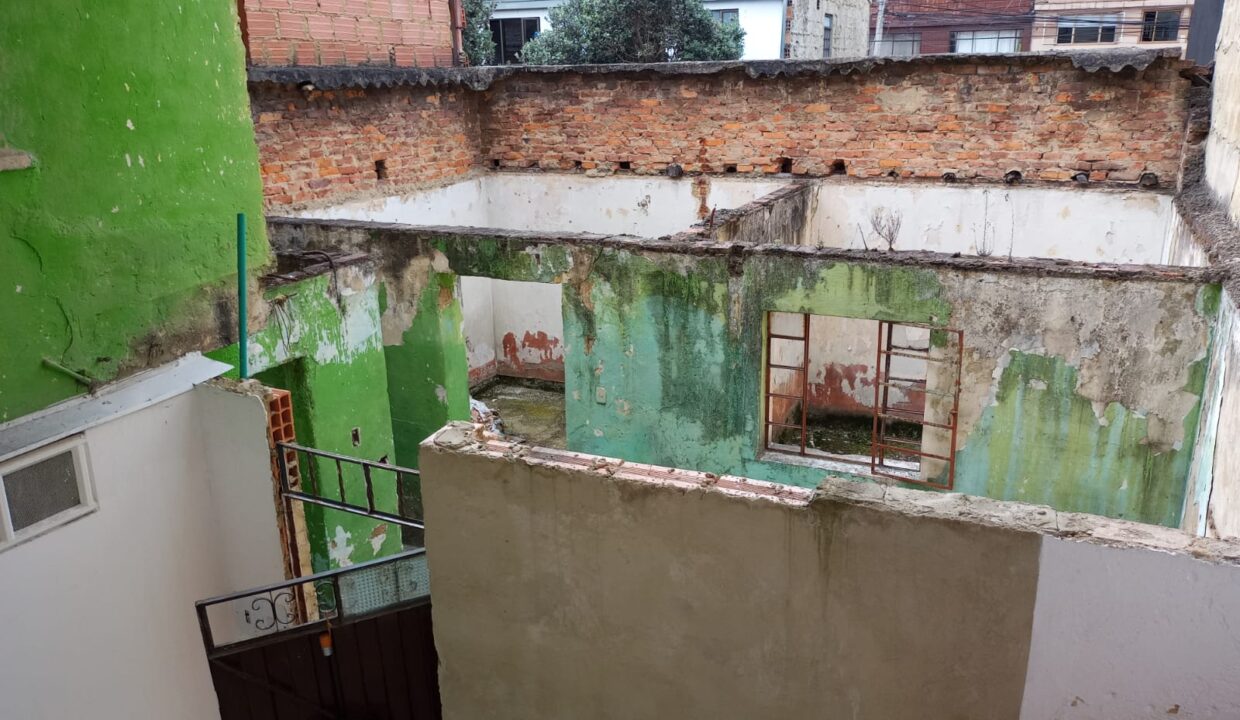 e5fceda4-8c53-4482-9bbd-a2169ce39925